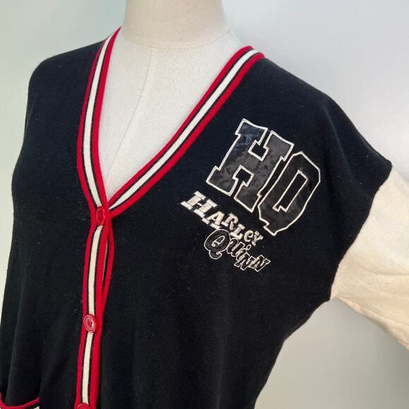 Boxlunch Harley Quinn Varsity Patch Knit Cardigan Black - Picture 2 of 8